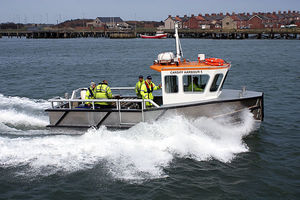 bateau de travail 1