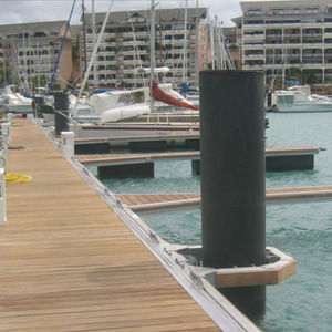 ponton d'amarrage 1