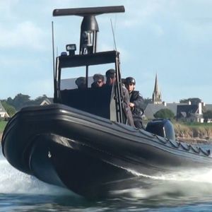 bateau de surveillance