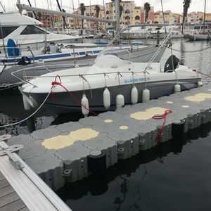 ponton flottant