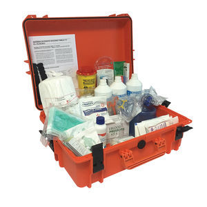 trousse de premiers secours pour bateau 1