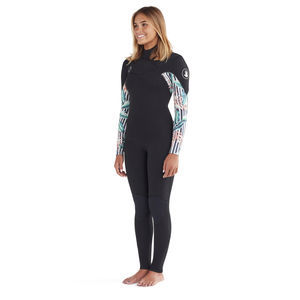combinaison en néoprène pour sports nautiques 1