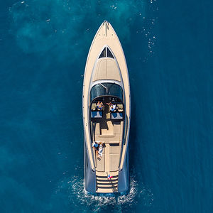 motor-yacht de croisière