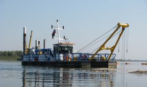 navire spécial drague suceuse à désagrégateur