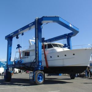 travel lift