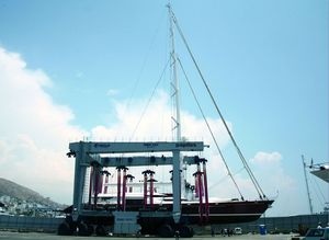 travel lift