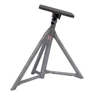 pied de mise sur cale pour voilier 1