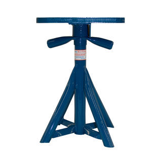 pied de mise sur cale pour bateau à moteur 1