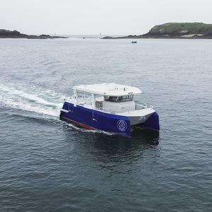 bateau à passagers
