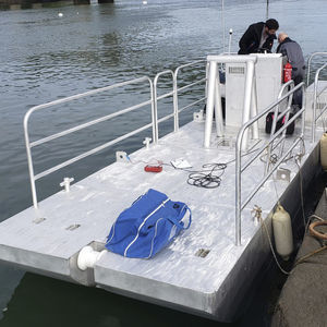barge de travail