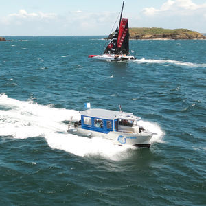 bateau de support pour la plongée 1