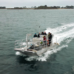 bateau de travail 1