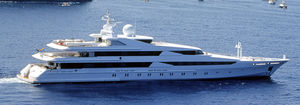 mega-yacht de croisière / raised pilothouse / en acier / 12 cabines