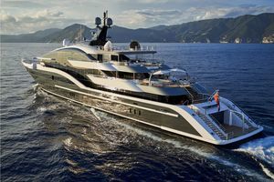 mega-yacht de croisière 1