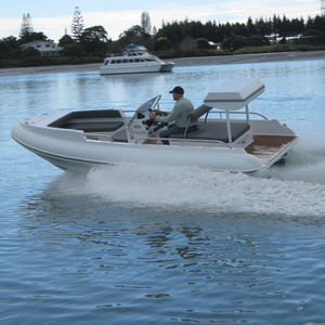 annexe pour yacht in-bord