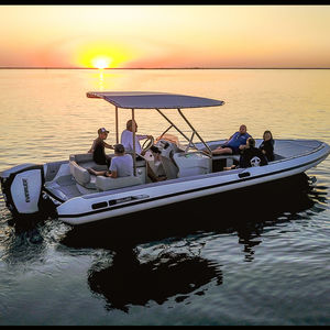 bateau pneumatique essence