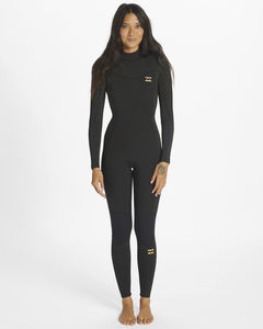 combinaison en néoprène pour sports nautiques