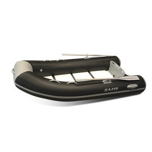 bateau pneumatique hors-bord 1