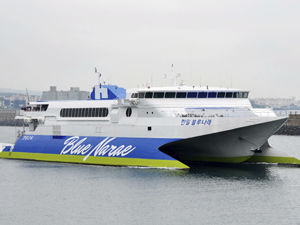 car-ferry catamaran