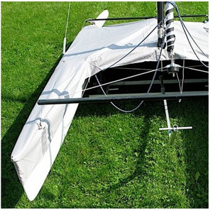 housse de protection pour multicoque de sport