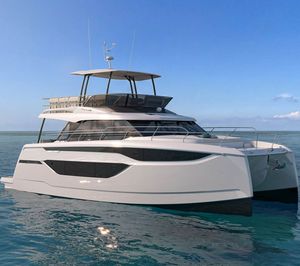 motor-yacht catamaran