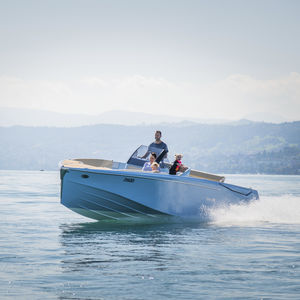 coque open annexe pour yacht