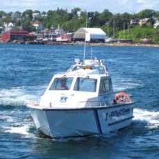 bateau de surveillance 1
