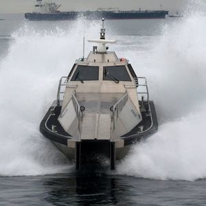 bateau de surveillance 1