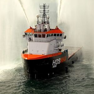 navire de service offshore de ravitaillement 1
