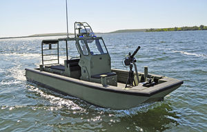 bateau de surveillance
