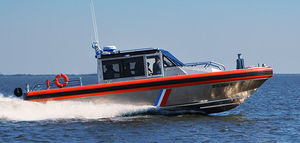 bateau de surveillance 1