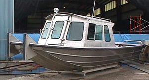bateau de travail 1