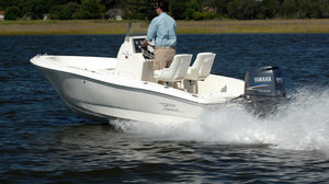 bay boat hors-bord