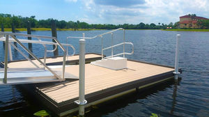 ponton flottant