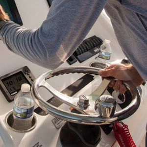 volant en inox pour bateau à moteur