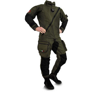 combinaison étanche de plongée