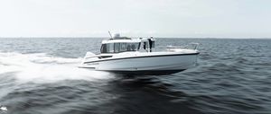cabin-cruiser hors-bord 1