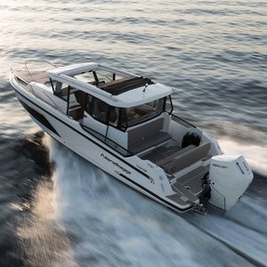 cabin-cruiser hors-bord 1