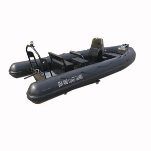 bateau pneumatique hors-bord 1