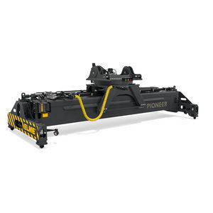 spreader pour reach-stacker 1