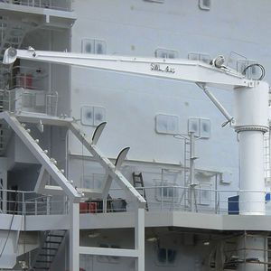grue pour navire