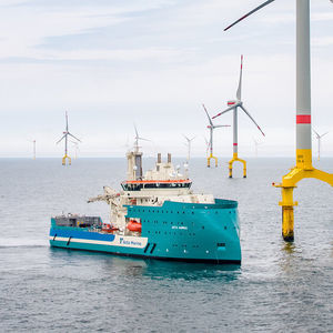 navire de service offshore pour parc éolien 1