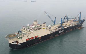 grue pour navire de service offshore