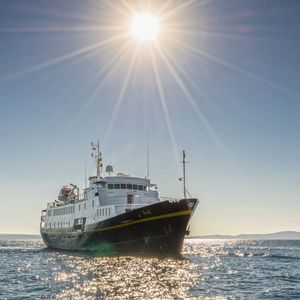 navire à passagers de croisière