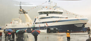 navire de pêche chalutier