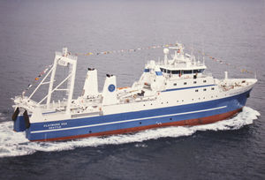 navire de pêche chalutier