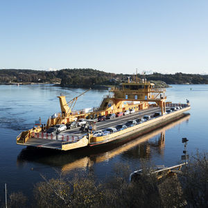 car-ferry en acier