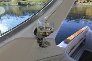 porte-boissons pour bateau en inox 1