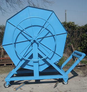 enrouleur pour barrage anti-pollution