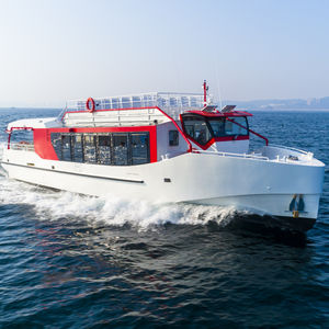 bateau à passagers